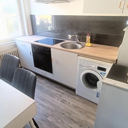 Fmi110 Next To Airport Apartman Rüsselsheim Kültér fotó