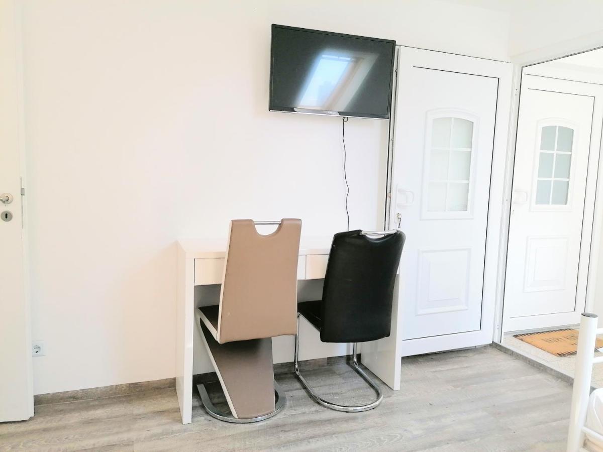 Fmi110 Next To Airport Apartman Rüsselsheim Kültér fotó